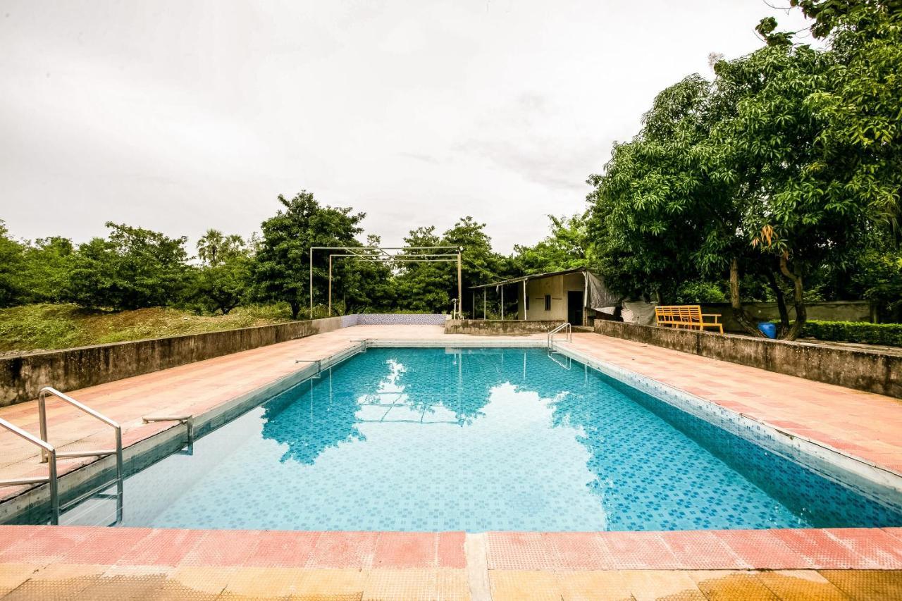 Oyo 63030 Mhatre Farm & Resort Chinchani Εξωτερικό φωτογραφία